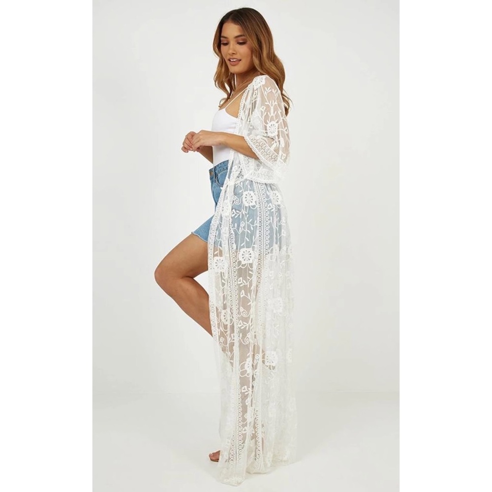 SOLD OUT Boho Floral Embroidered Lace Kimono Duster Wrap - Picture 3 of 10